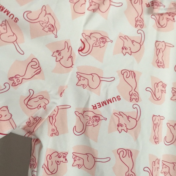 Button down Cat Shirt. - Picture 3 of 5